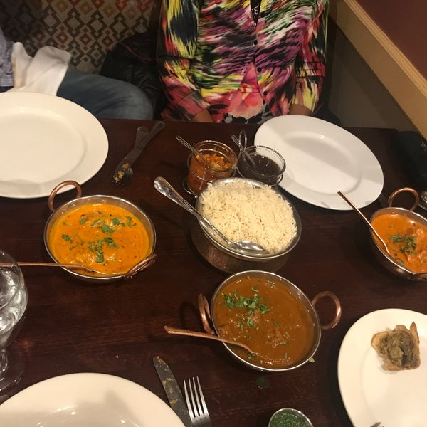 10/3/2017 tarihinde Svitlana U.ziyaretçi tarafından Kashmir Indian Restaurant'de çekilen fotoğraf