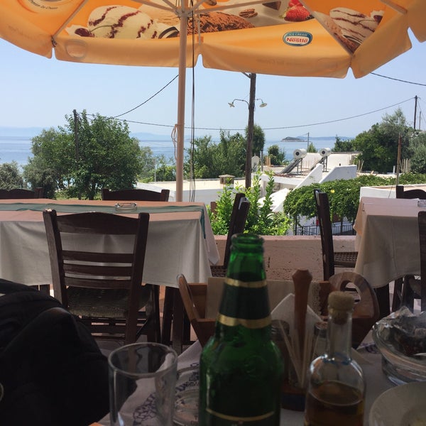 Sehr gut нижний новгород ресторан. Нео таверна. Таверна барная стойка фэнтези интерьер. Sehr gut нижний новгород ресторан. Ведьмак таверна ue4.