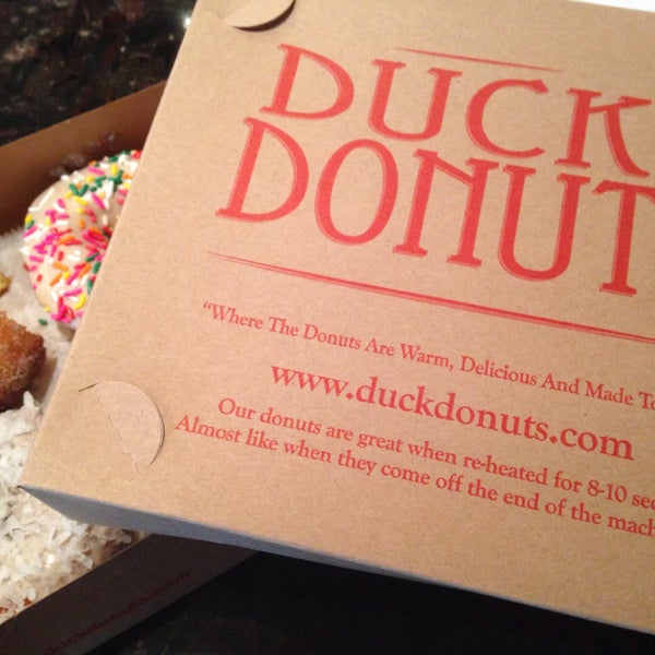 11/18/2015에 Peter B.님이 Duck Donuts에서 찍은 사진