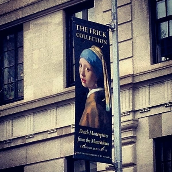 Foto tirada no(a) The Frick Collection&#39;s Vermeer, Rembrandt, and Hals: Masterpieces of Dutch Painting from the Mauritshuis por K-Þórır D. em 1/18/2014