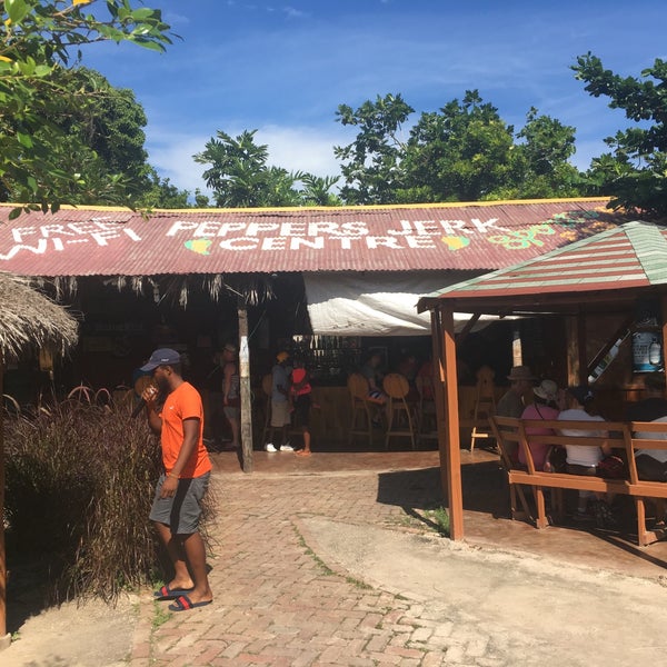 Peppers Jerk Center Duke ST