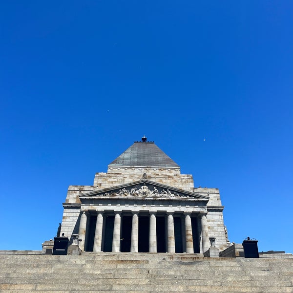 Photo taken at Shrine of Remembrance by Baitoey . on 11/10/2023