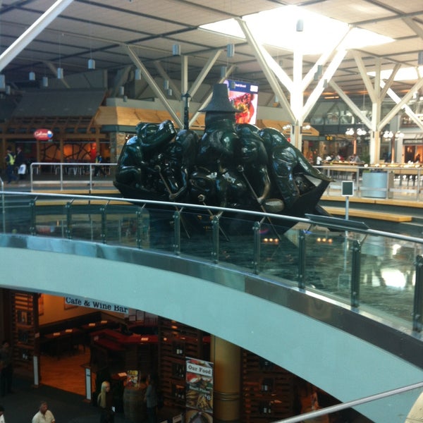 Photo taken at Vancouver International Airport (YVR) by val1a on 4/25/2013
