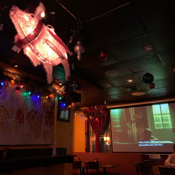 Foto diambil di Verve Restaurant oleh Karen C. pada 1/3/2021