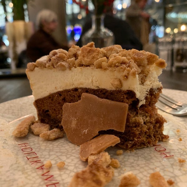 Foto tomada en Restaurant De Roode Leeuw  por Liliane A. el 12/19/2019