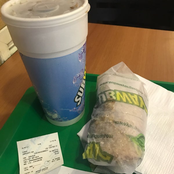 Photo taken at Subway by Danilo R. on 7/31/2017
