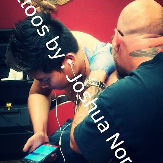 8/25/2014にLiberty Tattoo Co.がLiberty Tattoo Co.で撮った写真