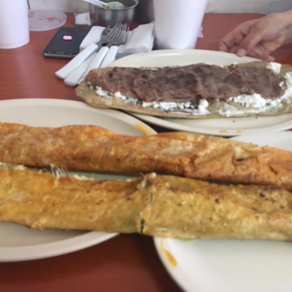 Álbumes 93+ Imagen De Fondo Los Machetes De La Guerrero Fotos Mirada Tensa