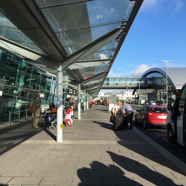 Foto scattata a Aeroporto di Dublino (DUB) da Jake Y. il 8/18/2017