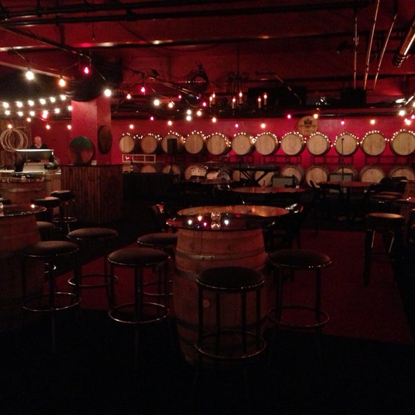11/26/2013에 Catherine T.님이 Pittsburgh Winery에서 찍은 사진