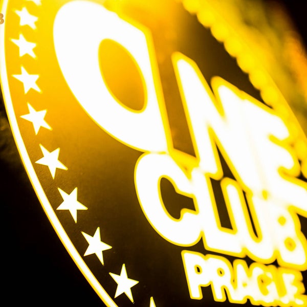 รูปภาพถ่ายที่ OneClub โดย OneClub เมื่อ 5/28/2015