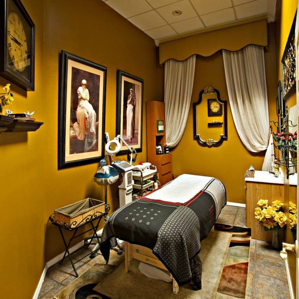 Ultra Lux Day Spa Spa in Northeastern San Diego
