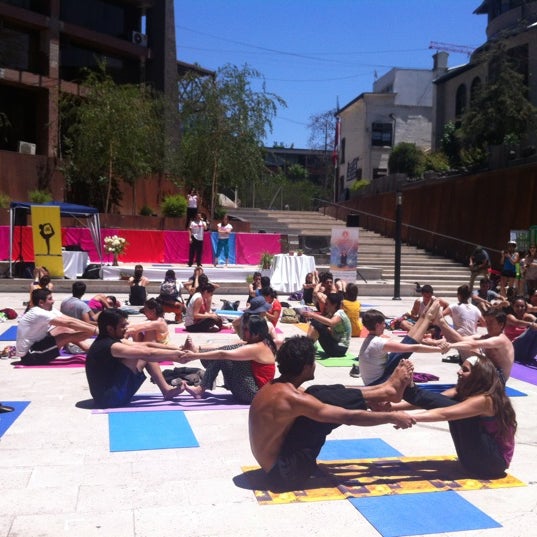 Photos At Expo Yoga Chile 2013 Now Closed Santa Lucia 5 Visitors