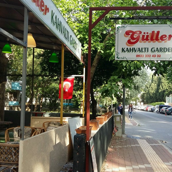 Photo taken at Güller Kahvaltı Garden by Gulnur S. on 2/16/2017