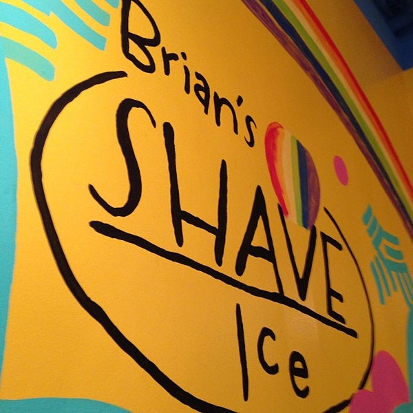 2/4/2013にMarz T.がBrian&#39;s Shave Iceで撮った写真