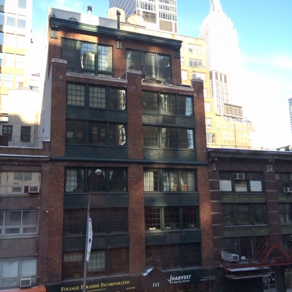 Снимок сделан в Fairfield Inn &amp; Suites by Marriott New York Manhattan/Chelsea пользователем Cheryl N. 2/7/2014