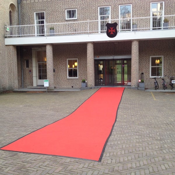 Das Foto wurde bei Leerhotel Het Klooster von Anne Jan R. am 4/23/2014 aufgenommen