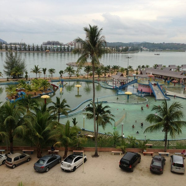 Marina cove resort lumut