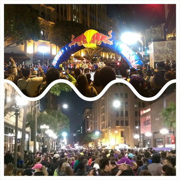 салют в австралии. новогодний салют в сиднее. новый год на филиппинах. новогодняя машинка. Happy new year.