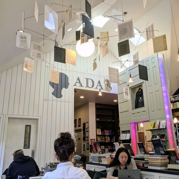 Photo taken at Ada&#39;s Technical Books and Cafe by Damien C. on 2/3/2020