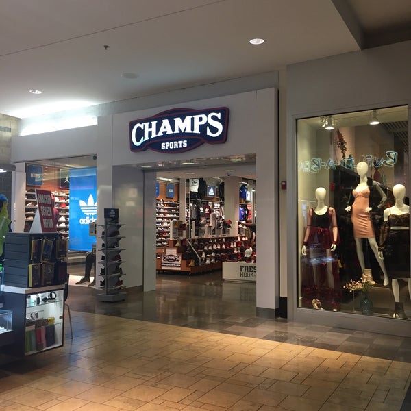 champs shoe store galleria