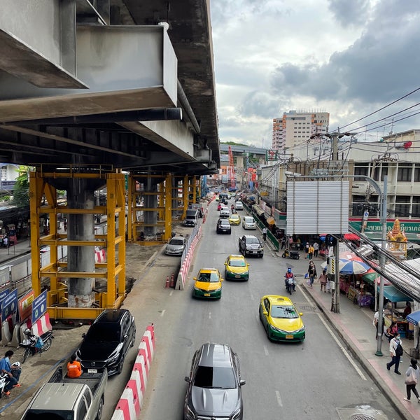 ตลาดบางกะปิ (Bang Kapi Market) - บางกะปิ, กรุงเทพมหานคร