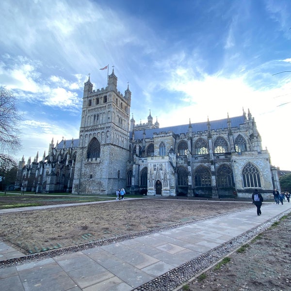 Foto tirada no(a) Exeter Cathedral por 🌸 J. em 1/6/2023