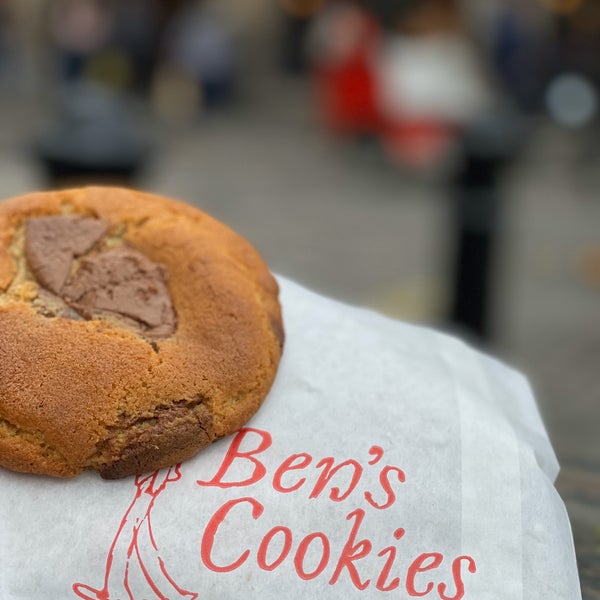 9/28/2019にMESHAEL M.がBen&#39;s Cookiesで撮った写真