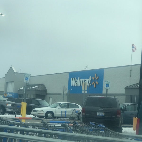 Walmart Supercenter Big Box Store in Escanaba