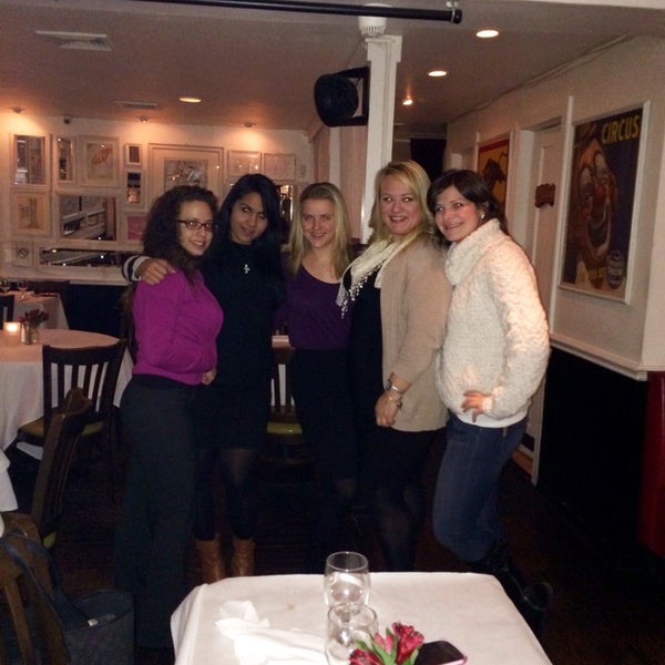 2/28/2014にAnupriya M.がCircus Restauranteで撮った写真