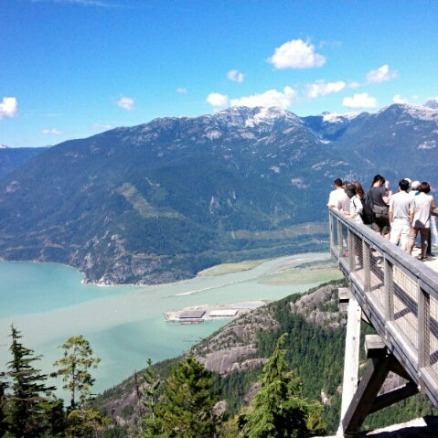 Muraste viewing platform