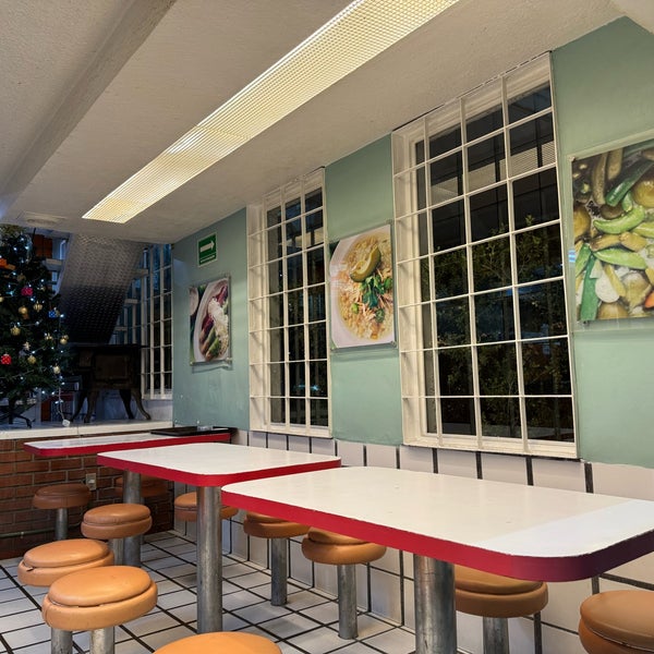 Las Flautas Zona Azul Satelite, México