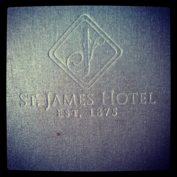 Foto diambil di St. James Hotel oleh Brian E. pada 8/29/2013