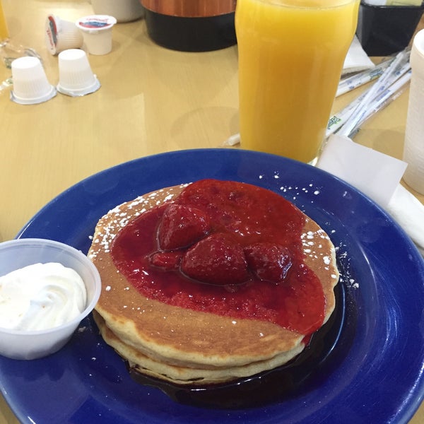 Foto diambil di IHOP Juriquilla oleh Diego G. pada 2/26/2017