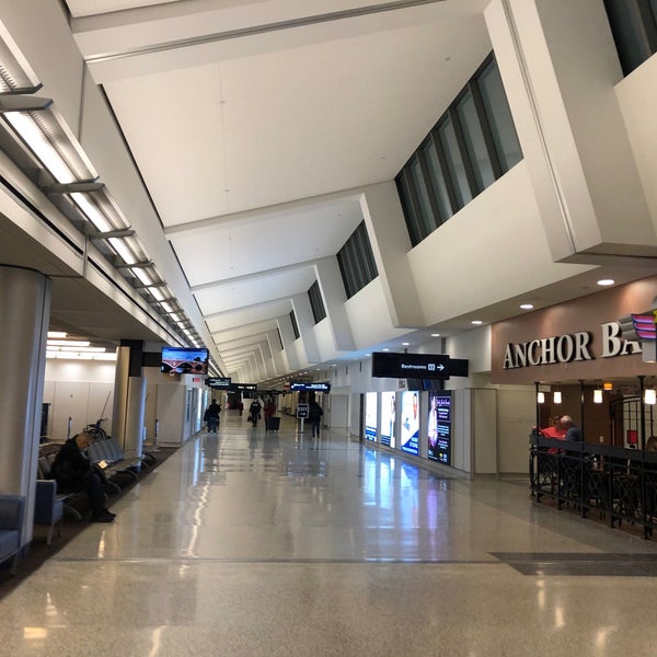 Foto scattata a L&#39;aeroporto Internazionale di Buffalo Niagara (BUF) da Frank il 11/23/2021