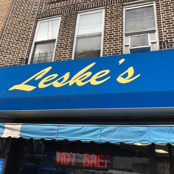 Foto tirada no(a) Leske&#39;s Bakery por Frank em 2/19/2022