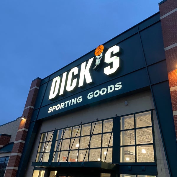 DICK'S Sporting Goods Sporting Goods Retail in Staten Island