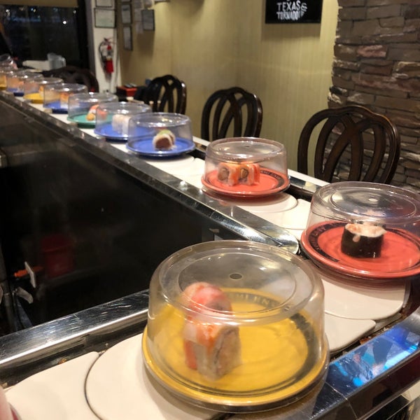 Photo taken at Sushi Envy by Frank on 10/28/2019