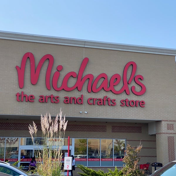 52 Michaels Craft Store Stock Photos, High-Res Pictures, and