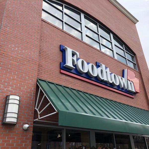 Foodtown Supermarket in Bay Ridge