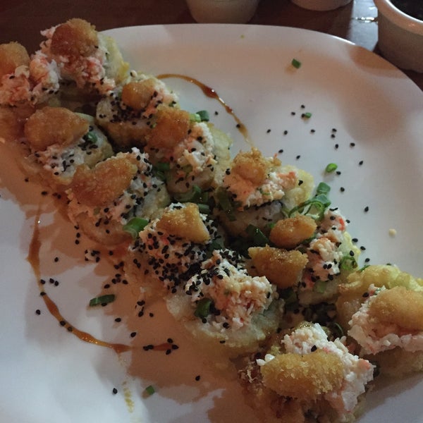 Das Foto wurde bei The Sushi &amp; Salads, Co. von Michelle C. am 1/26/2015 aufgenommen