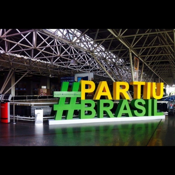 Снимок сделан в Aeroporto Internacional de Brasília / Presidente Juscelino Kubitschek (BSB) пользователем Bruno A. 2/24/2015