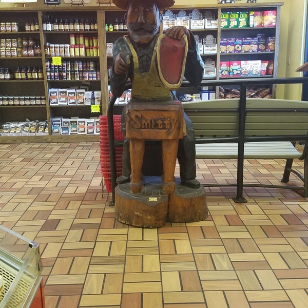 Schmidts Meat Market 319 Pine St