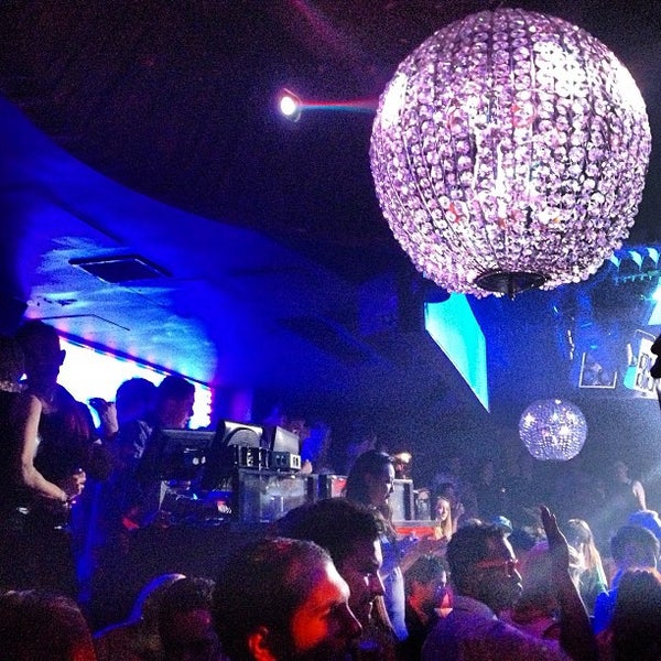 Photo taken at Lavo by ANDRO N. on 5/4/2013