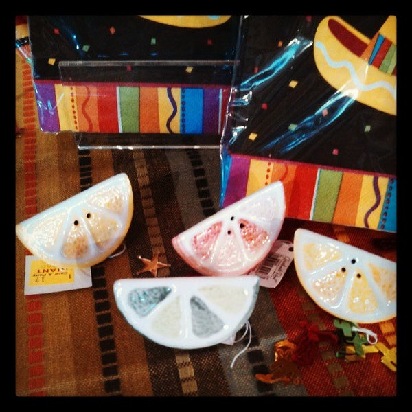 Card & Party Giant Miscellaneous Store in Glenview