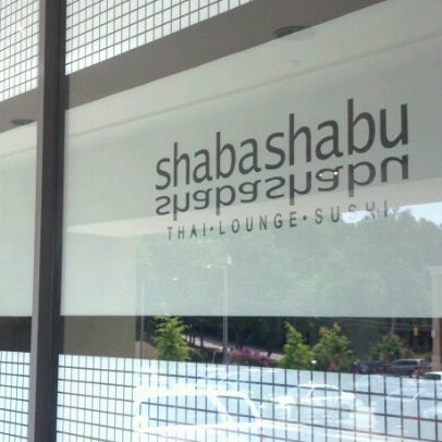 รูปภาพถ่ายที่ Shaba Shabu โดย Jeff A. เมื่อ 6/24/2012