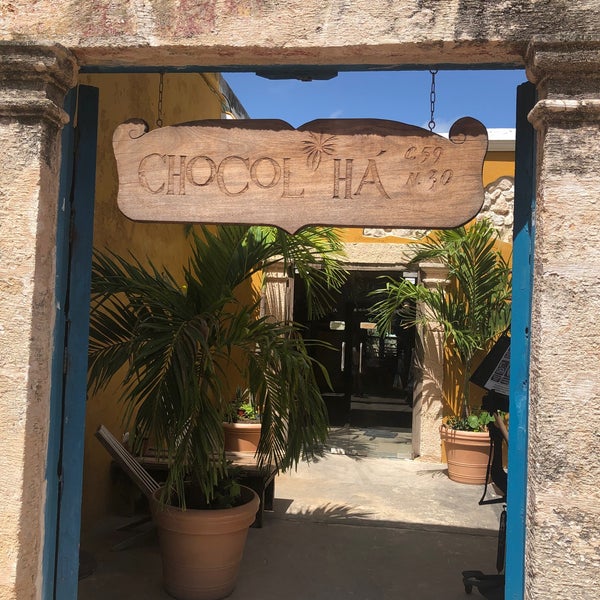 Chocolate is simply delicious, you have to try the chocolate with chili. It is simply extraordinary, a true experience, if you are visiting Campeche you need to come and eat at Chocol-Ha.