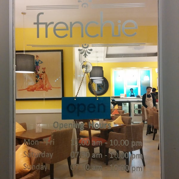 รูปภาพถ่ายที่ frenchie โดย frenchie เมื่อ 9/19/2014