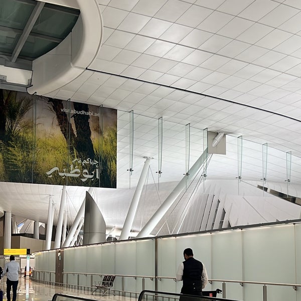 Das Foto wurde bei Zayed International Airport (AUH) von WS🦋 am 5/5/2024 aufgenommen