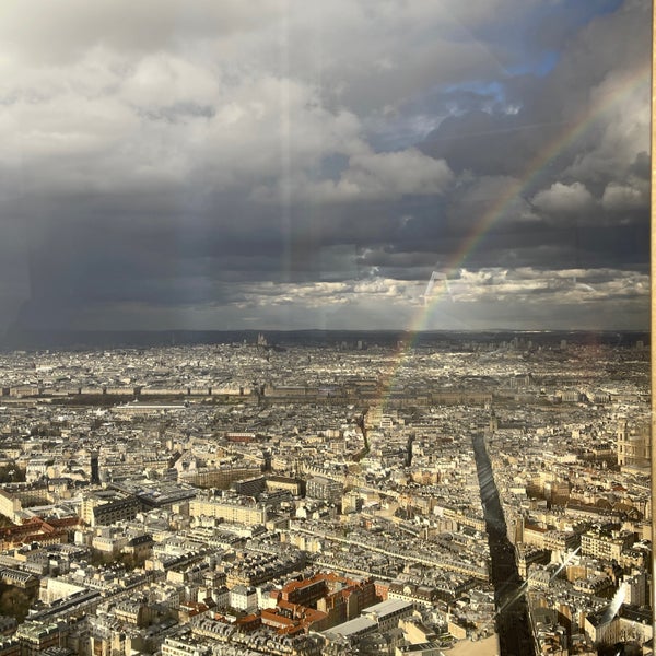 Photo taken at Montparnasse Tower Observation Deck by Michelle P. on 3/18/2023